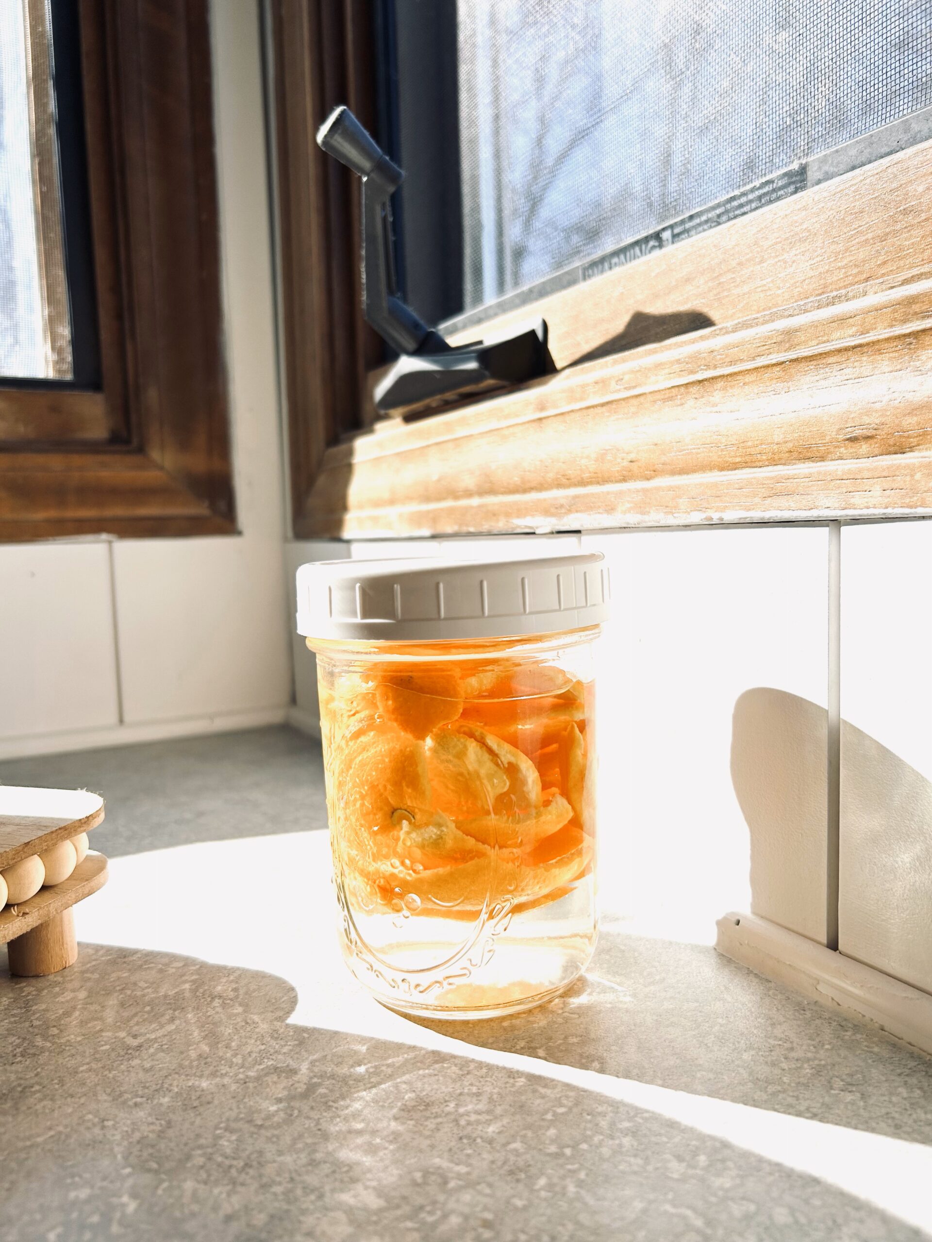 all purpose cleaner ingredients in mason jar