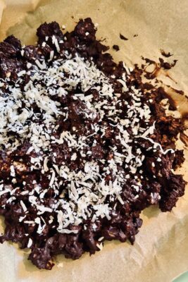 nutty bars in pan