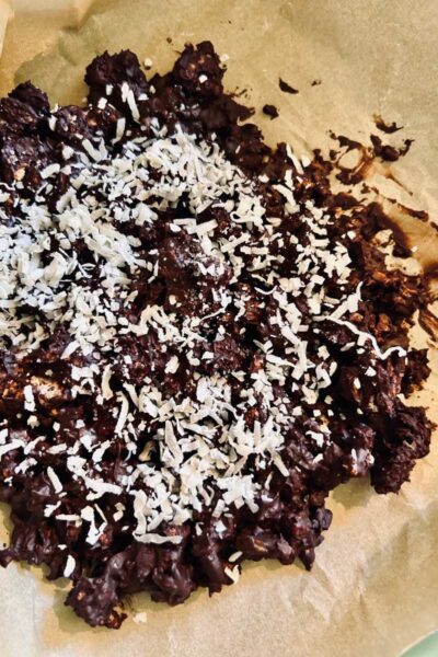 nutty bars in pan