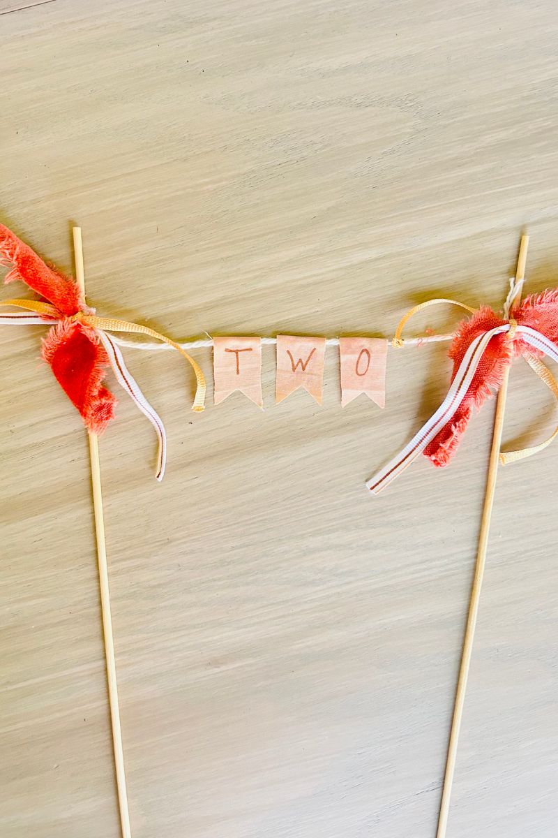 DIY cake topper